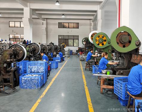 工廠成立于2021年4月,主營:五金金產品研發,照明器具制造,五金產品